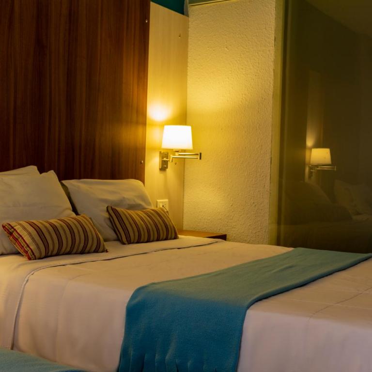 Los Alpes Santa Teresa - Single Room - 1