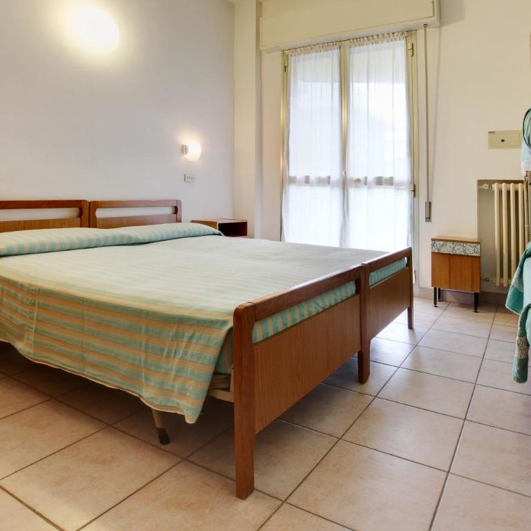 Hotel Sorriso - Camera Matrimoniale con Balcone - 7