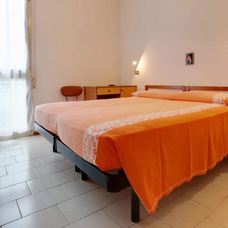 Hotel Sorriso - Camera Matrimoniale con Balcone - 4