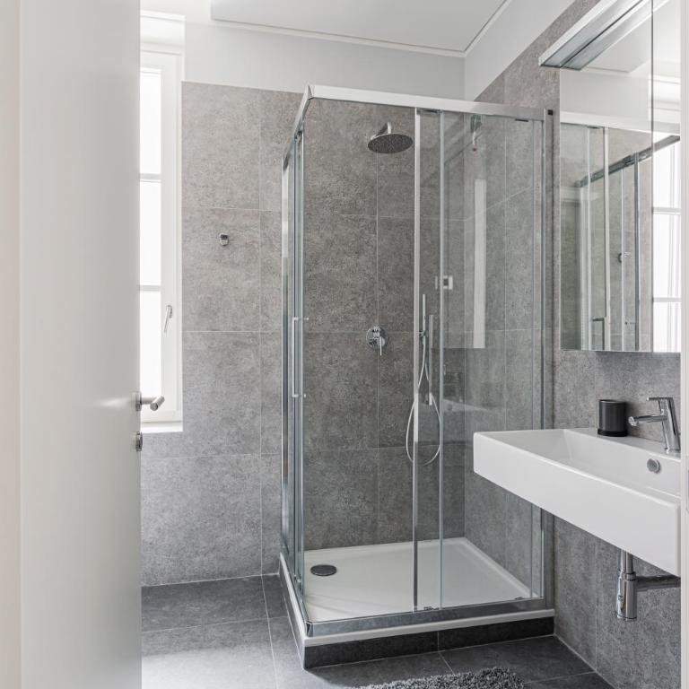 Hostmate -Milano - Via Freguglia - Guastalla - Appartamento con 2 Camere da Letto - 31