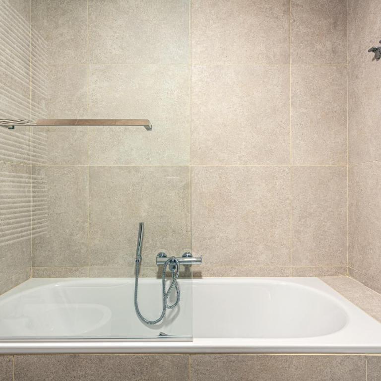 Hostmate -Milano - Via Freguglia - Guastalla - Appartamento con 2 Camere da Letto - 33