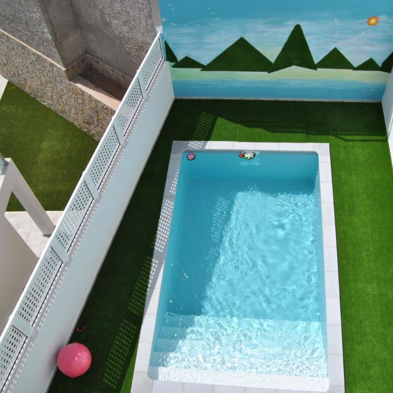 Big Villa Tauro with Private Heated Saltwater Pool & Jacuzzi & BBQ & Game Room & Arcade Games - Villa - 2