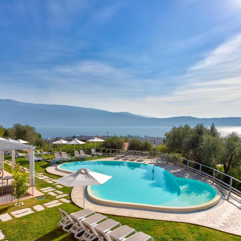 La Chioma di Berenice Garda Residence - Appartamento con 2 Camere da Letto con Vista Lago - Su 2 Livelli - 4