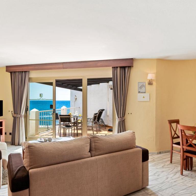 Macdonald Leila Playa Resort - Apartamento Superior de 1 dormitorio con terraza y vistas al mar - 1