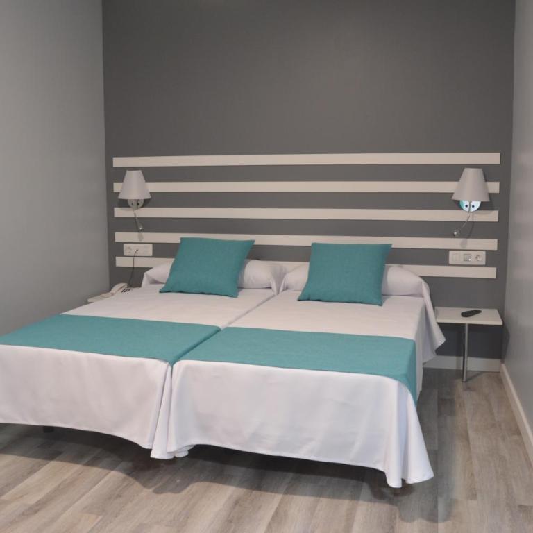 Apartamentos RF Bambi Adults Only - Estudio con balcón - 12