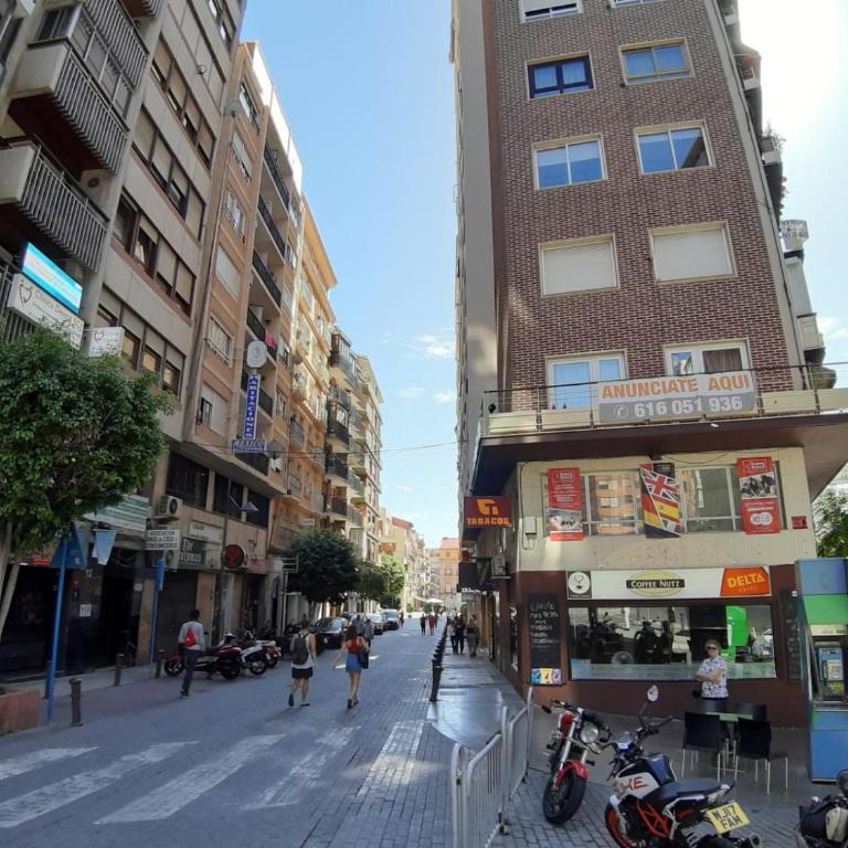 Apartamento Grande-Centro Barrio Playa - Apartment - 2