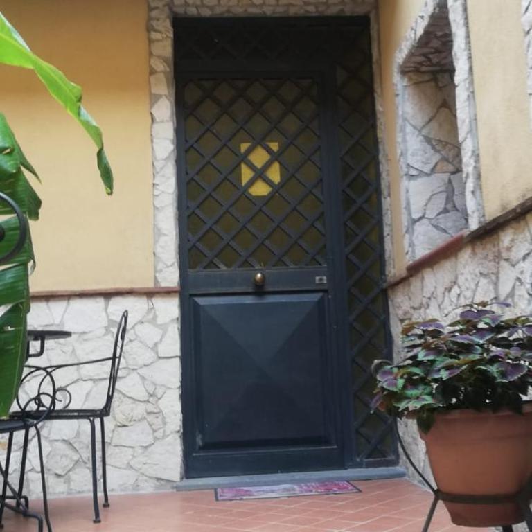 Hotel Sangiuliano 132 centro storico Catania - Family Room with Patio - Split Level - 23