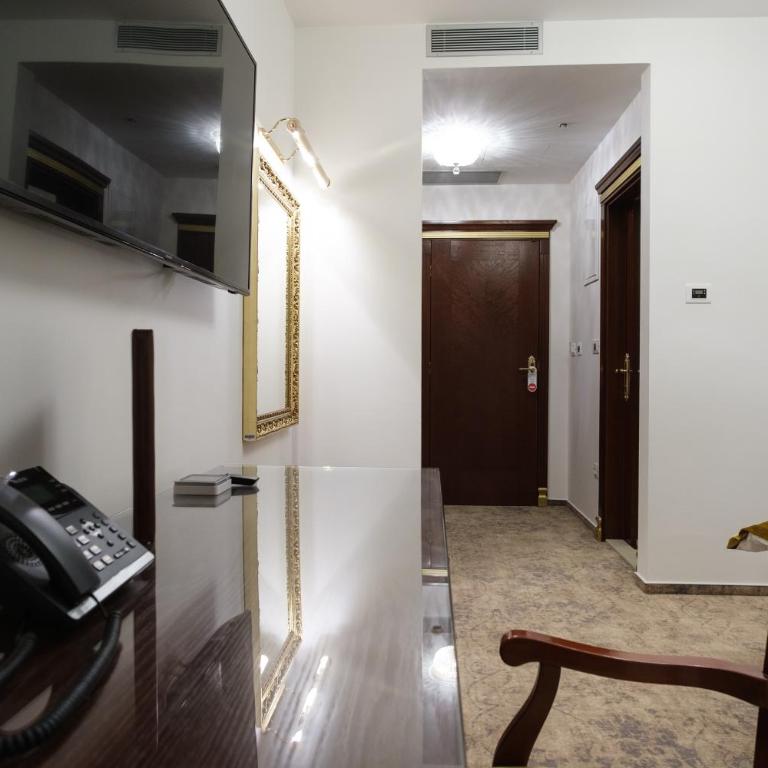 Integra Hotel - Deluks Dvokrevetna Soba sa Bračnim Krevetom/Zasebnim Krevetima - 4