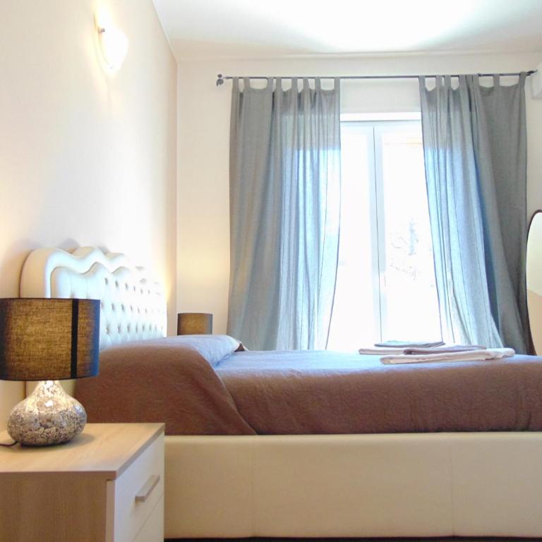 Rome Winners Home Guesthouse - Camera Matrimoniale Deluxe con Balcone - 4
