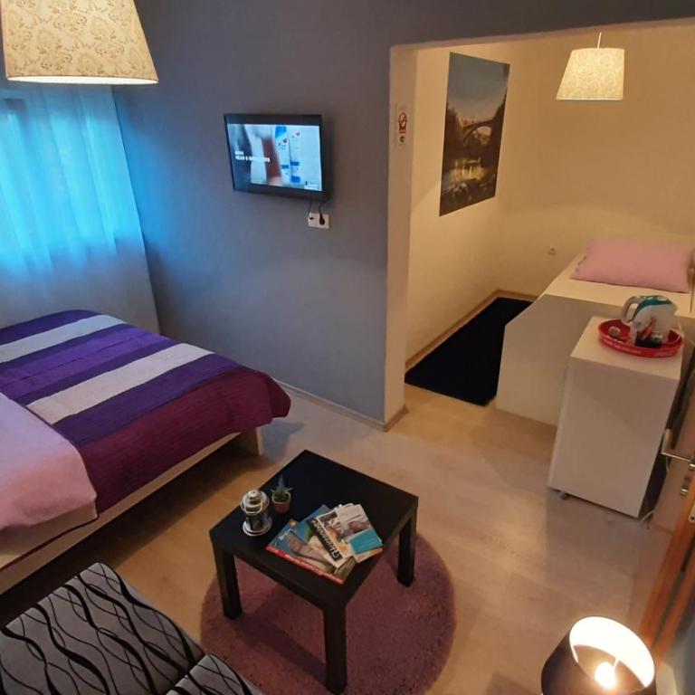 Ponte FREE PARKING - Deluxe Family Suite - 12