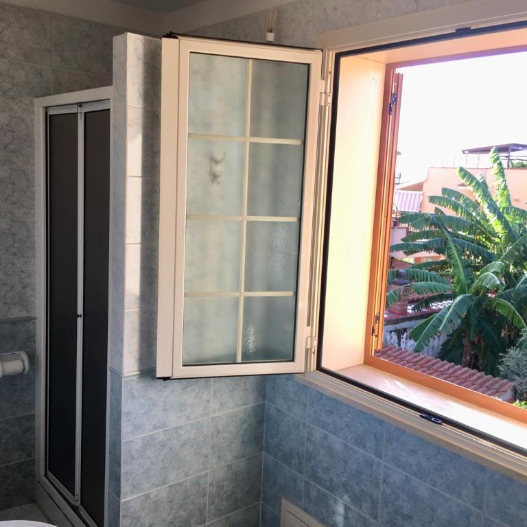 Casa vacanze Isolotto - King Room with Garden View - 10