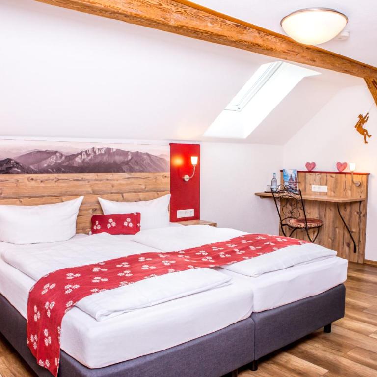 Traditions-Gasthaus Bayrischer Hof - Doppelzimmer Standard - Hauptgebäude - 8