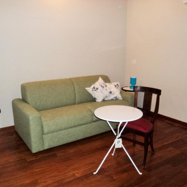 VIA PERTINACE 1 - APPARTAMENTO - Appartamento con 2 Camere da Letto - 6
