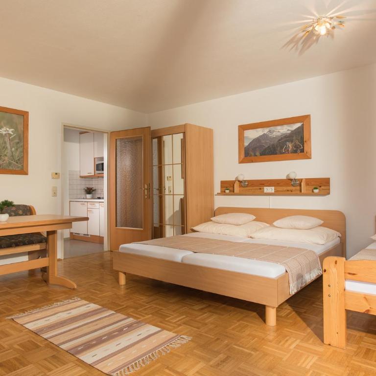 Ferienwohnung Salzburg - Studio mit Bergblick - 2