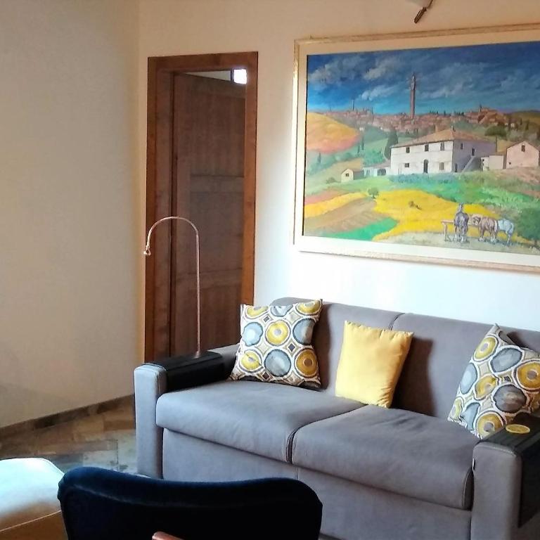 The AERIE - IL NIDO DELL AQUILA - central 8bd recentely renovated - Three-Bedroom Apartment - 6