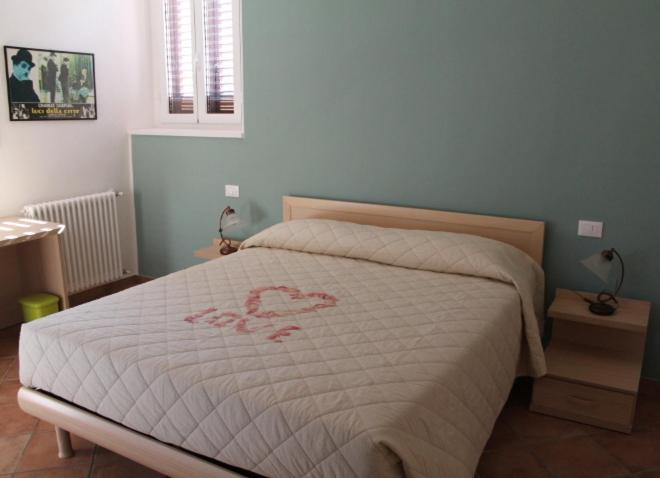 L'Oro della Città - Camera Matrimoniale con Bagno in Comune - 12