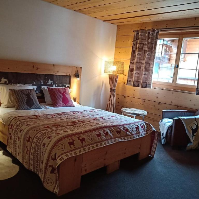 Hotel L'Etable - Doppelzimmer mit Blick auf den Weiler - 2