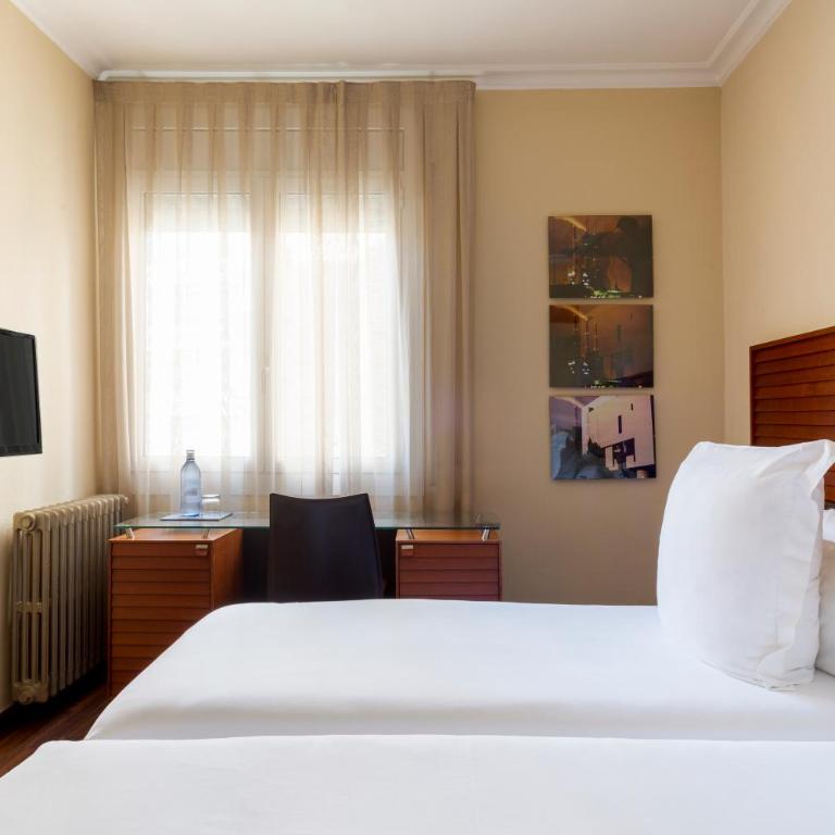 Hotel Astoria - Superior Double or Twin Room - 3