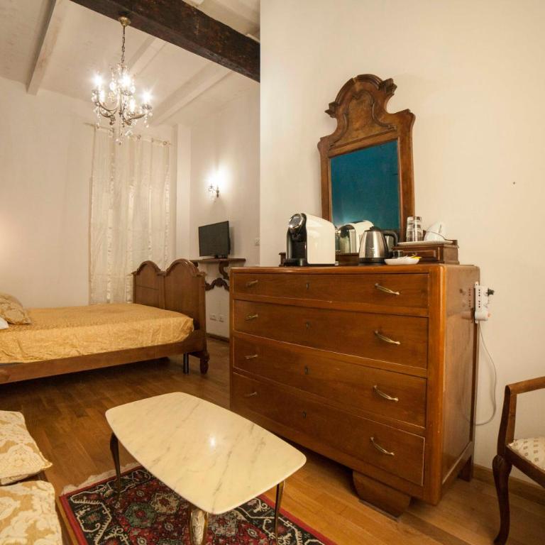 Il Fonticolo Room & Breakfast - Camera Tripla - 5