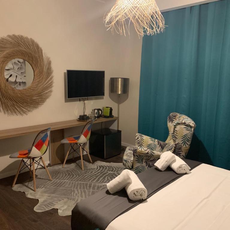 SUITE LAME 37 Rental Rooms - Camera Matrimoniale con Bagno Privato Esterno - 3