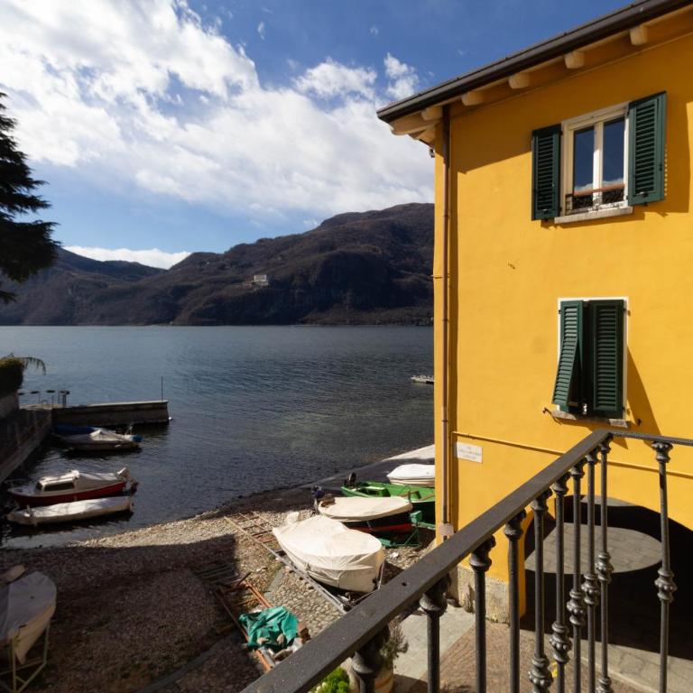 Mamma Ciccia Holiday Home - Lake Front Apartment - Appartamento con 2 Camere da Letto - 1