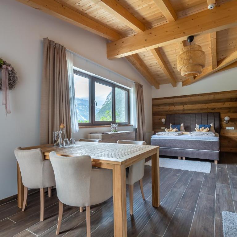 Hotel Alpennest - Mountain Hideaway in Leutasch - Superior Studio - 5