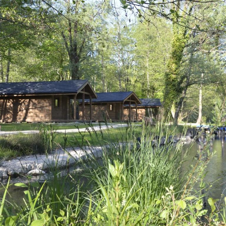 Les Lodges du Lac - Cabane au Bord de l'Eau - 1
