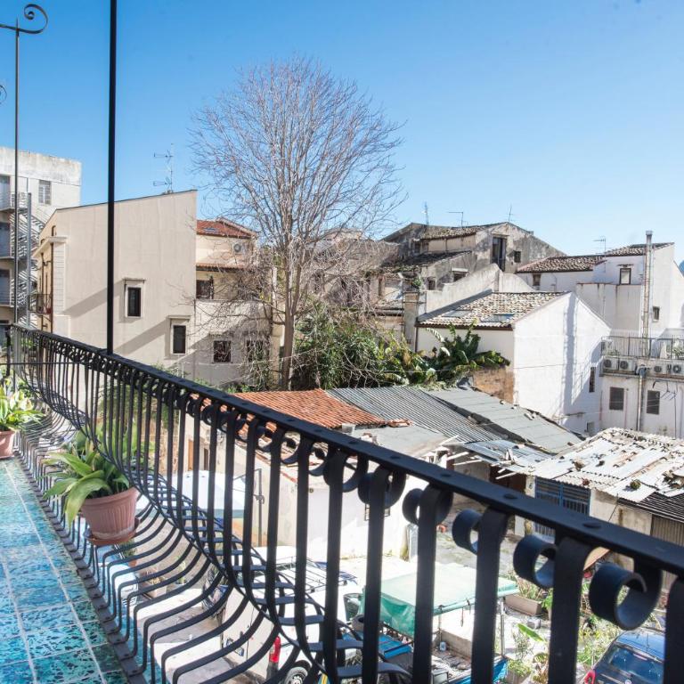 Conte Federico Apartments - Suite con Balcone - 2