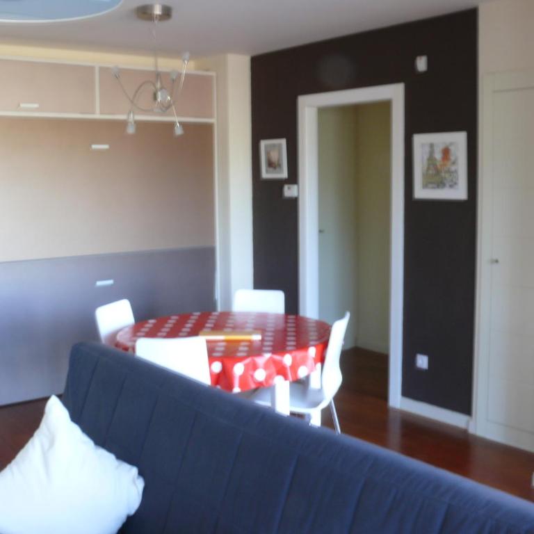 APARTMENTSUITESPAIN FORMIGAL ORDESa - One-Bedroom Apartment (6 Adults) - 12