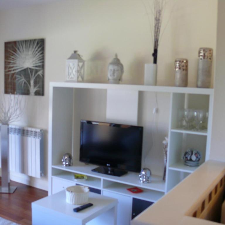 APARTMENTSUITESPAIN FORMIGAL ORDESa - One-Bedroom Apartment (6 Adults) - 13
