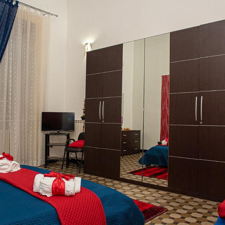 Pitagora House - Deluxe Room (2 Adults + 1 Child) - 3