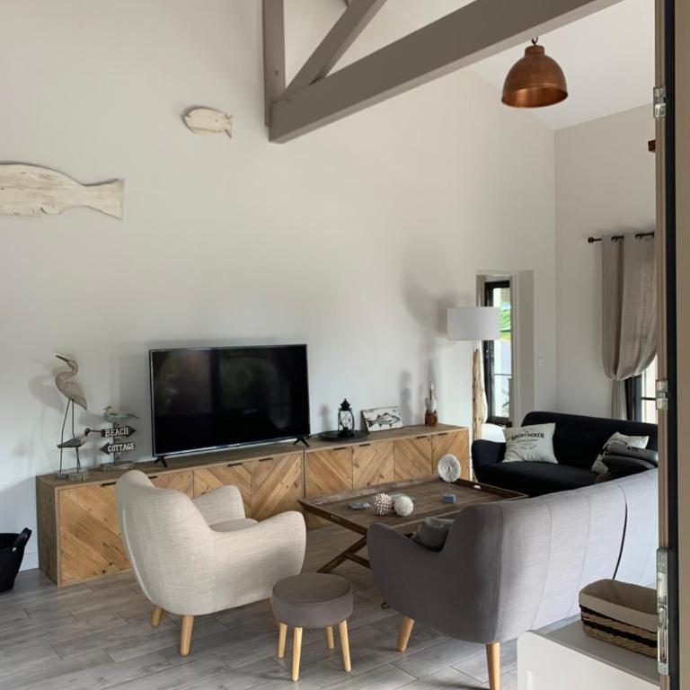 JC FERRET - Maison 3 Chambres - 11