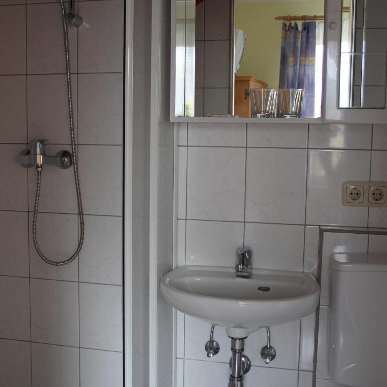 Gasthof-Pension Reidnwirt - Doppelzimmer mit Balkon - 16