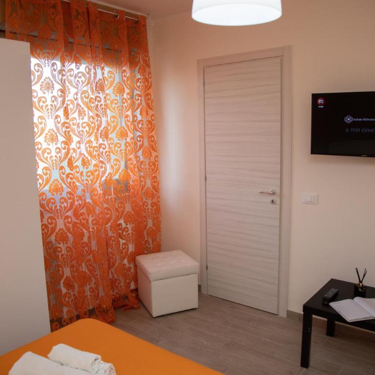 B&B Miramare Suite - Deluxe Double or Twin Room with Private Bathroom - 6