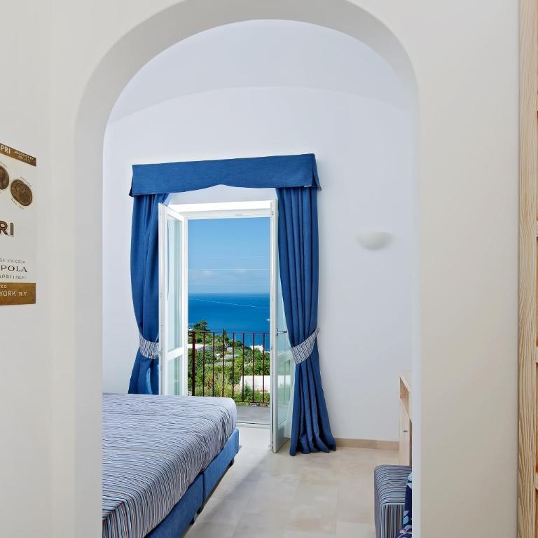 Capri Wine Hotel - Deluxe Double or Twin Room - 6