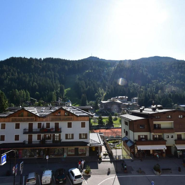 EMERALD CENTRALE - Appartamento con 2 Camere da Letto - 6