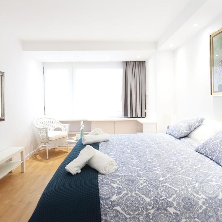 Urbantec Realty - Plaza de Colón - Apartamento de 1 dormitorio - 28