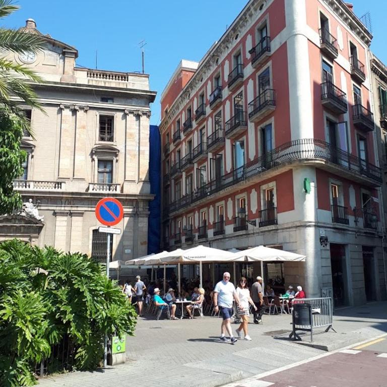 Beautiful Apartment on Las Ramblas with Port views - Apartment with Sea View - 37