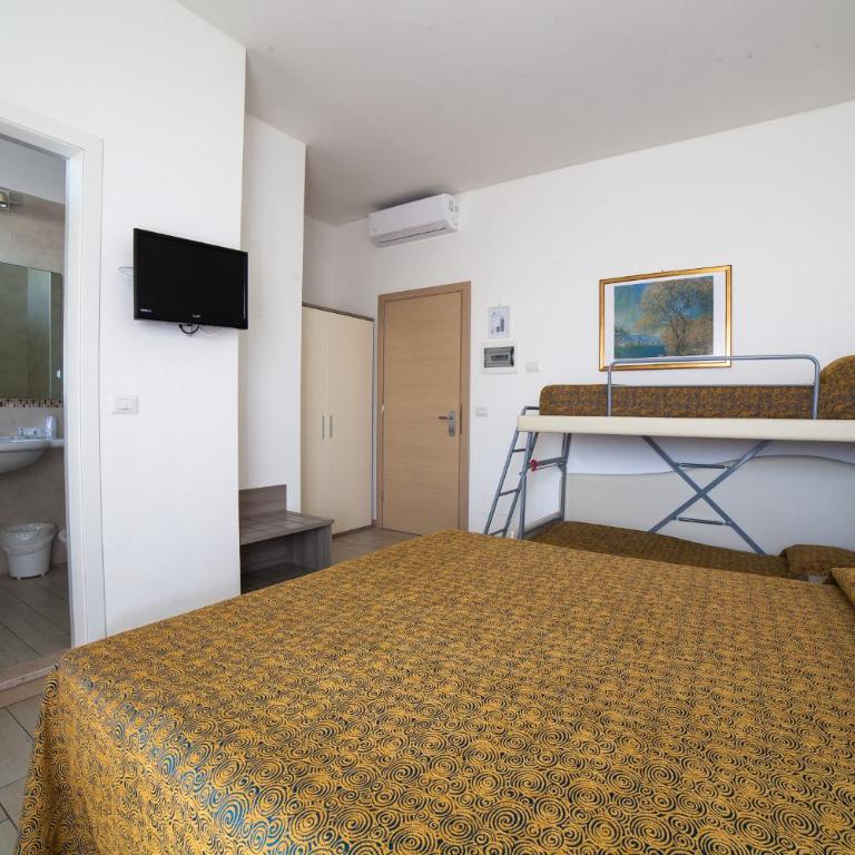 Hotel St Gregory Park by OasiGroup Hotels - Camera Quadrupla - 8