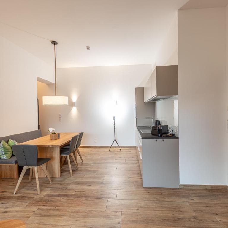 Skylodge Alpine Homes - Comfort Apartment with Terrace and panoramic view - 6
