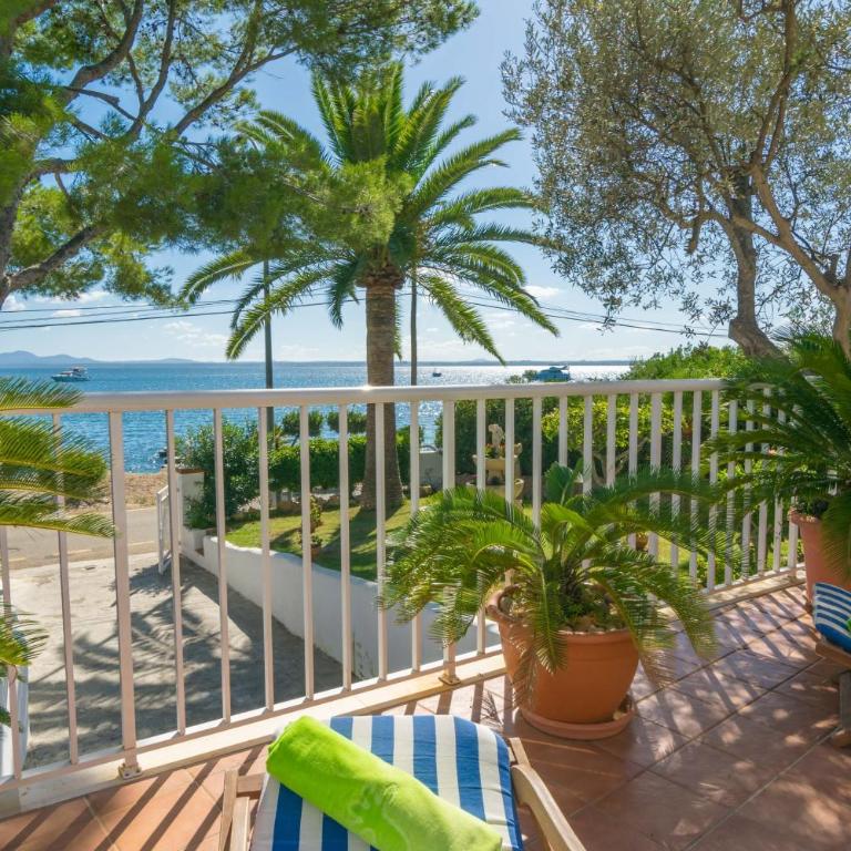 Bell-Punt - Four-Bedroom Villa - 35