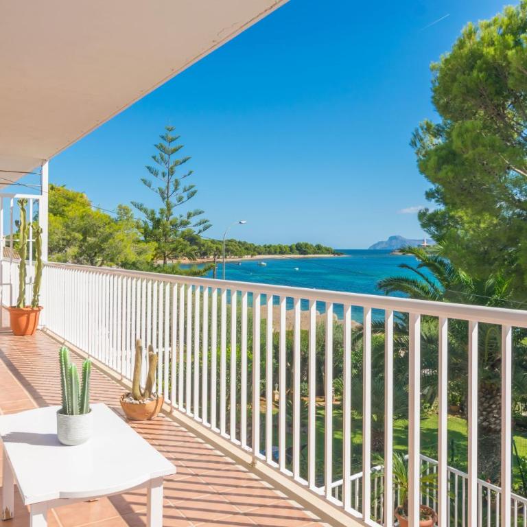 Bell-Punt - Four-Bedroom Villa - 19