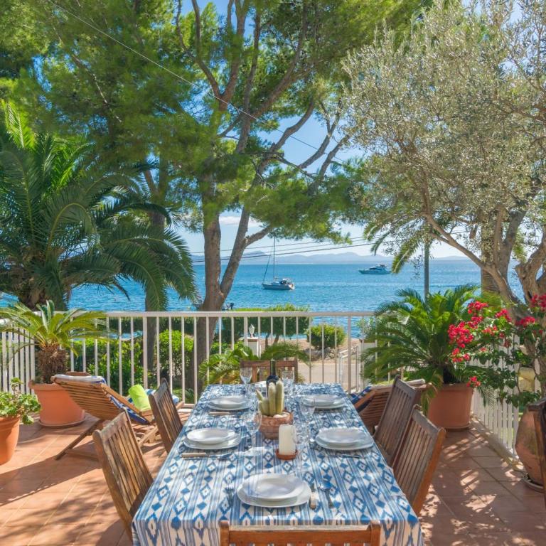 Bell-Punt - Four-Bedroom Villa - 8