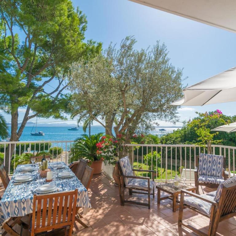 Bell-Punt - Four-Bedroom Villa - 1