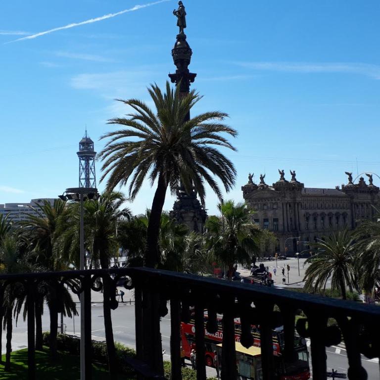 Beautiful Apartment on Las Ramblas with Port views - Apartment with Sea View - 25