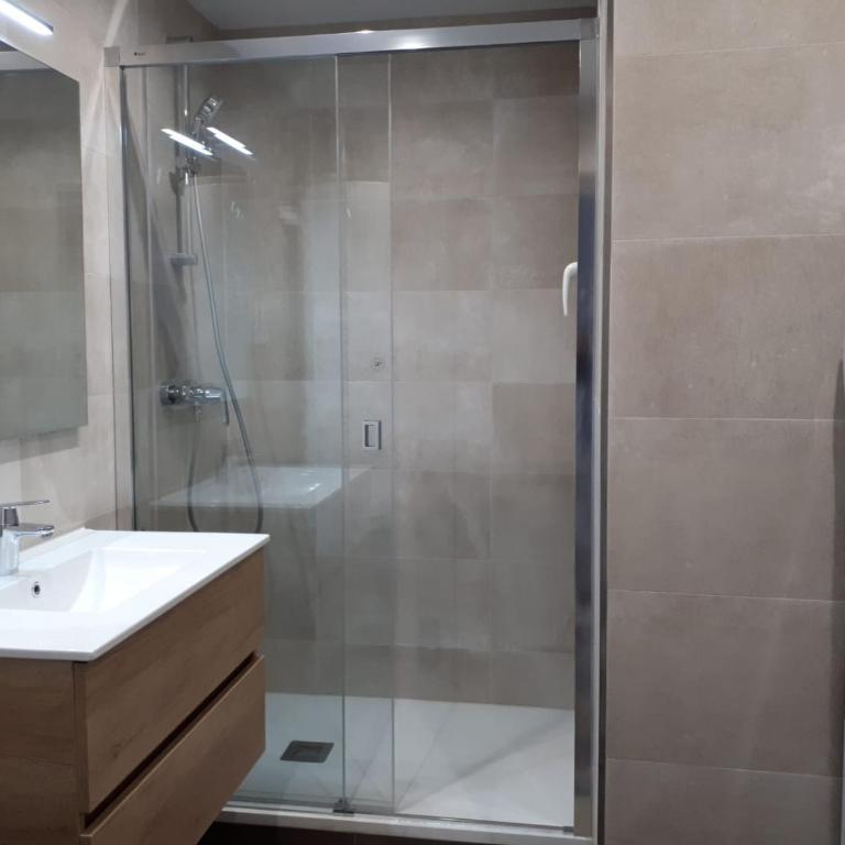 Beautiful Apartment on Las Ramblas with Port views - Apartment with Sea View - 33