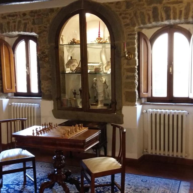 The Small Castle - Two-Bedroom House - 38