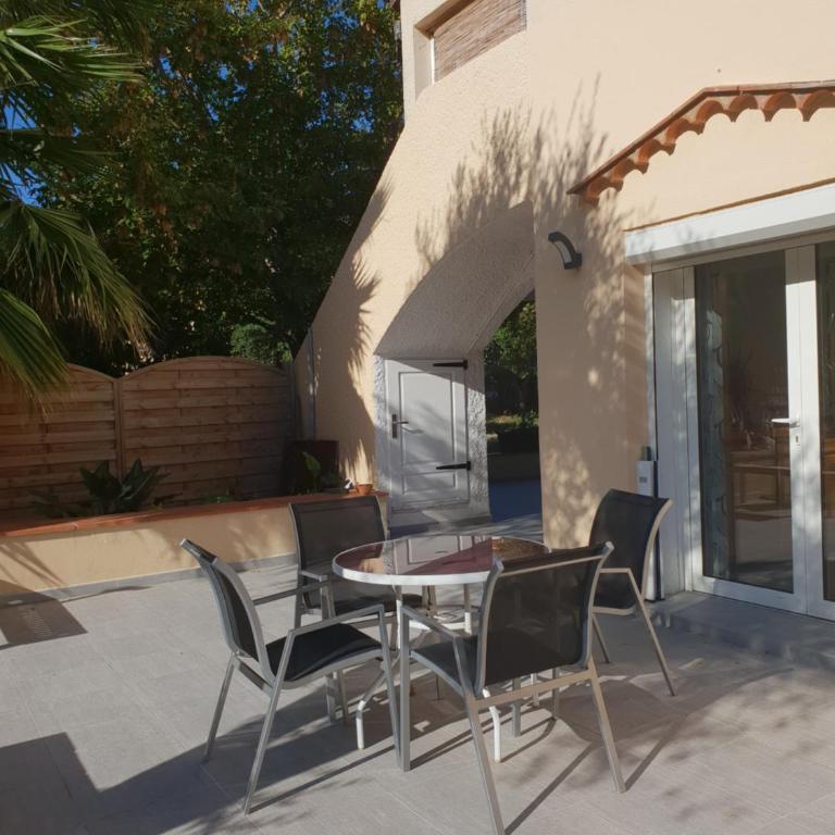 meublé au calme à 1 minute de la plage - Two-Bedroom Apartment - 6