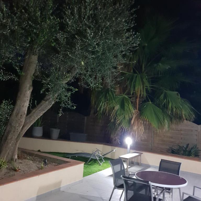 meublé au calme à 1 minute de la plage - Two-Bedroom Apartment - 33
