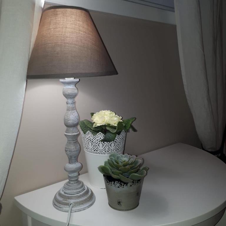 Villa sul Lago con pontile privato a Brenzone sul Garda - Unique and exclusive - Casa con 3 Camere da Letto - 19
